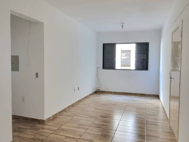 #555 - Apartamento para Locação em Santa Rosa - RS - 2